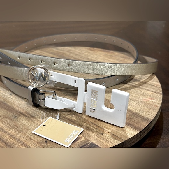 MICHAEL KORS 2 For 1 BELT SET METALLIC SILVER/GOLD MK LOGO - Large - Picture 10 of 11
